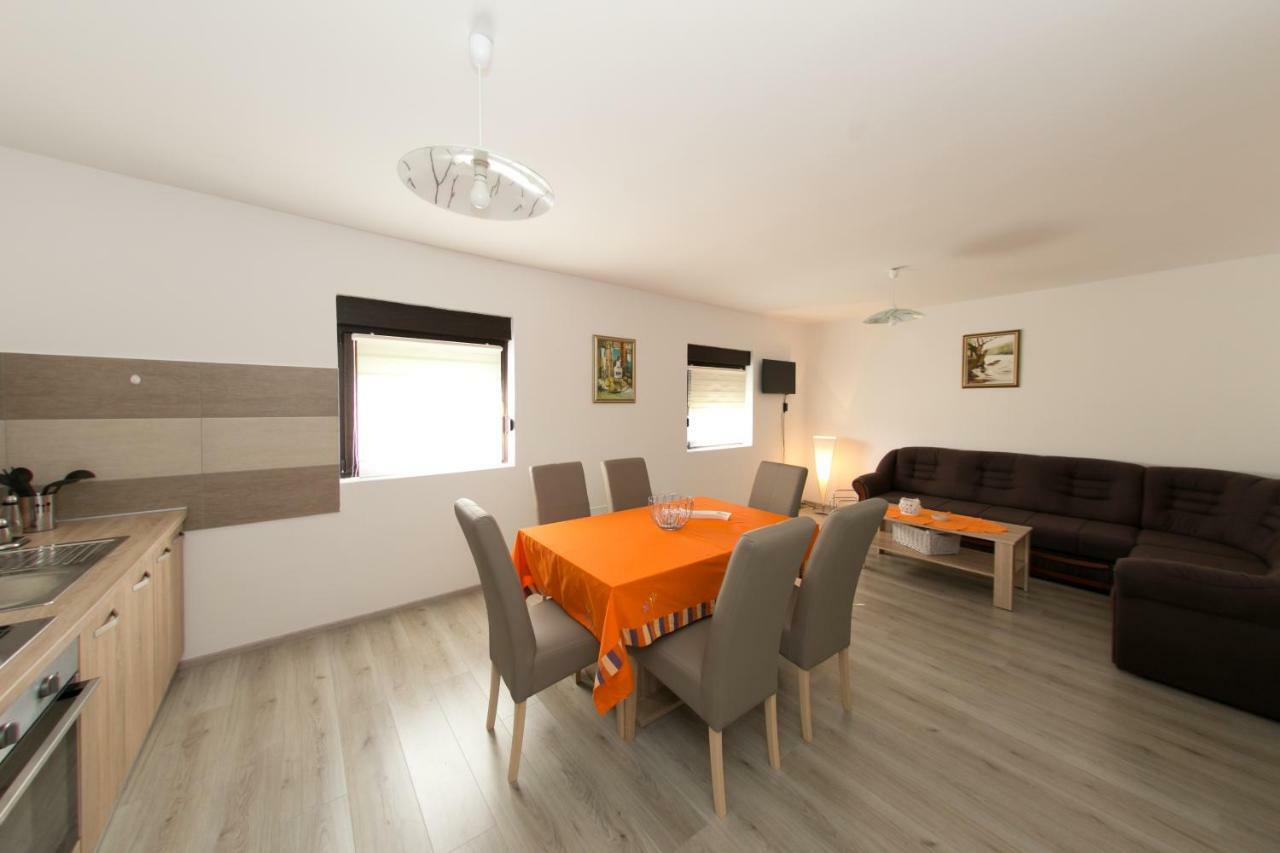 Apartman Lori Otočac 外观 照片